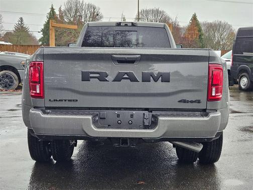 2026 RAM 3500 Limited Crew Cab 4x4 8' Box