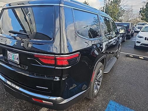 2022 Jeep Wagoneer Series III 4x4