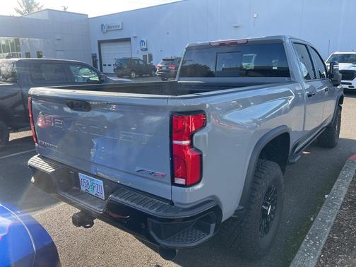 2024 Chevrolet Silverado 2500 4WD Crew Cab Standard Bed ZR2