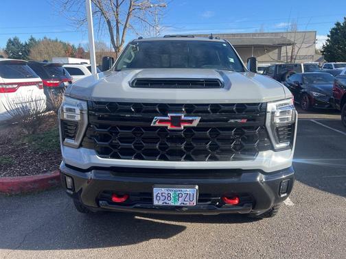 2024 Chevrolet Silverado 2500 4WD Crew Cab Standard Bed ZR2