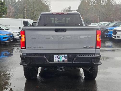 2024 Chevrolet Silverado 2500 4WD Crew Cab Standard Bed ZR2