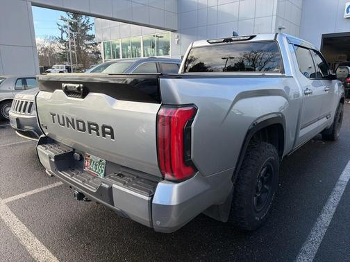 2023 Toyota Tundra Platinum