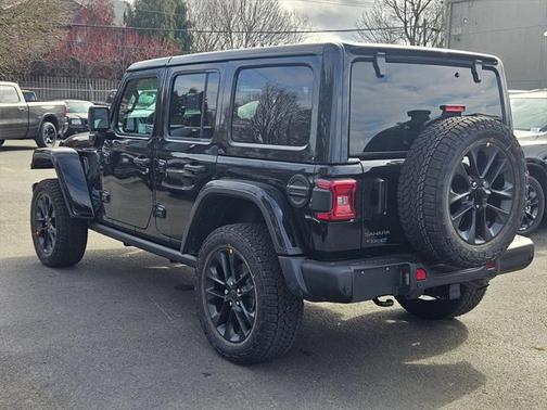 2025 Jeep Wrangler 4xe Sahara
