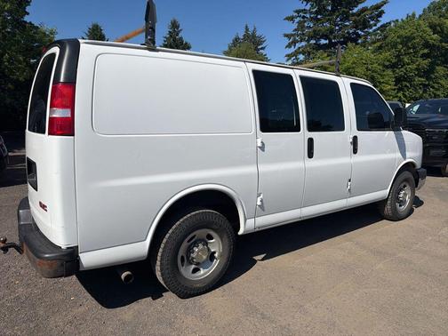 Summit White 2016 GMC Savana 2500 Work Van
