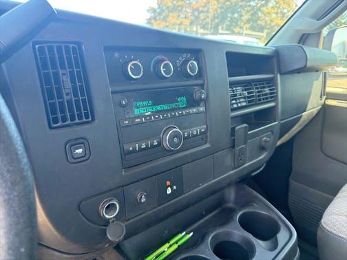 Summit White 2016 GMC Savana 2500 Work Van