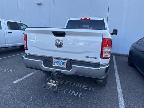 2024 RAM 2500 Tradesman Crew Cab 4x4 6'4' Box