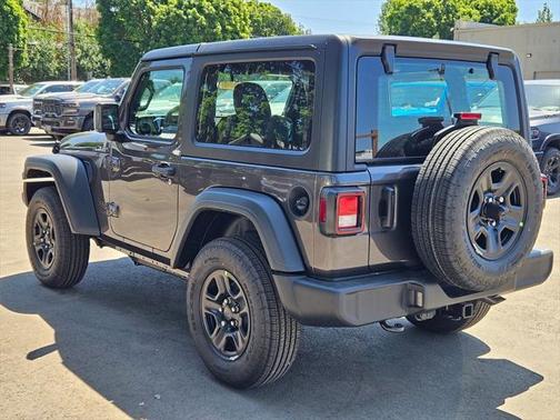 2025 Jeep Wrangler Sport