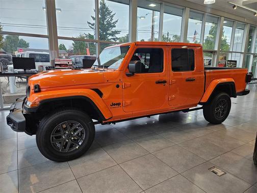 2025 Jeep Gladiator Sport S