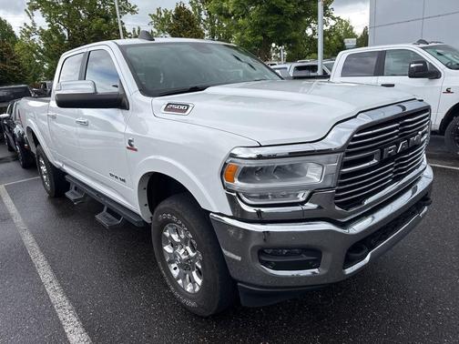Bright White Clearcoat 2020 RAM 2500 Laramie Crew Cab 4x4 6'4' Box