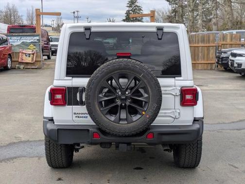 2025 Jeep Wrangler 4xe Sahara