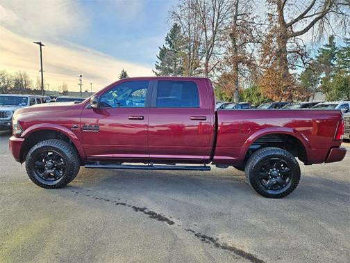 2018 RAM 2500 Laramie Crew Cab 4x4 6'4' Box