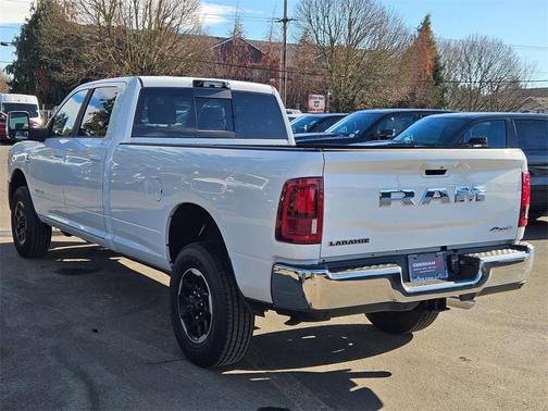 2026 RAM 2500 Laramie Crew Cab 4x4 8' Box