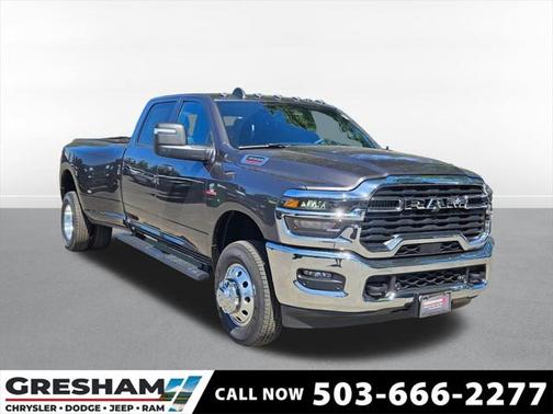 2025 RAM 3500 Tradesman Crew Cab 4x4 8' Box