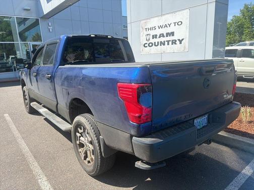 Deep Blue Pearl Metallic 2019 Nissan Titan XD SV