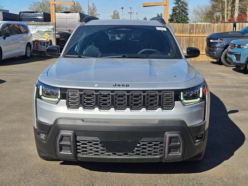 Silver Zynith Clearcoat 2026 Jeep Cherokee Laredo 4x4