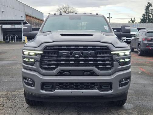 2026 RAM 3500 Limited Crew Cab 4x4 6'4' Box