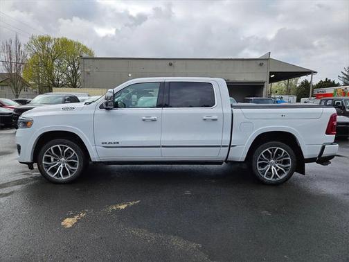 2025 RAM 1500 ST