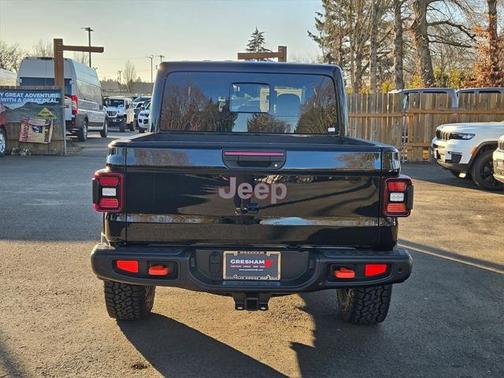 2025 Jeep Gladiator Mojave X
