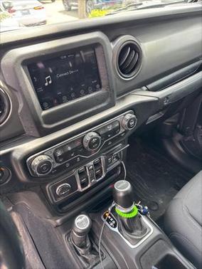 2021 Jeep Gladiator Willys 4x4