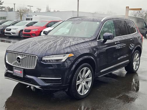 2017 Volvo XC90 Hybrid T8 Inscription