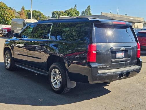 2016 Chevrolet Suburban LT