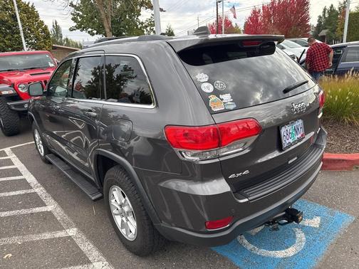 2018 Jeep Grand Cherokee Laredo E