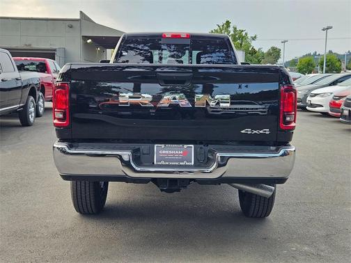 2025 RAM 2500 Tradesman Crew Cab 4x4 8' Box
