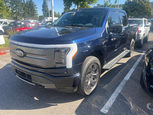 2023 Ford F-150 Lightning XLT