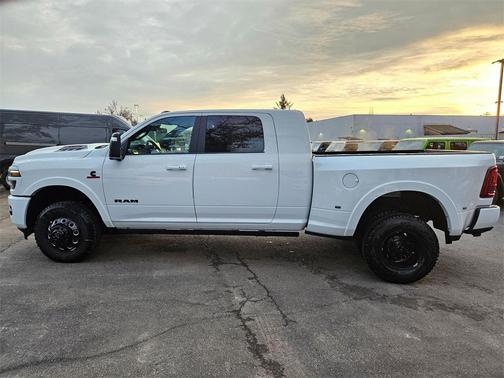 2026 RAM 3500 Limited
