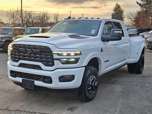 2026 RAM 3500 Limited