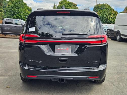 2025 Chrysler Pacifica Limited