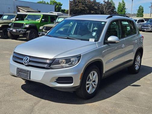 2016 Volkswagen Tiguan S