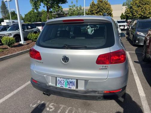 2016 Volkswagen Tiguan S
