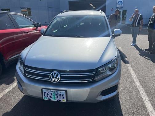2016 Volkswagen Tiguan S
