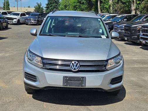 2016 Volkswagen Tiguan S