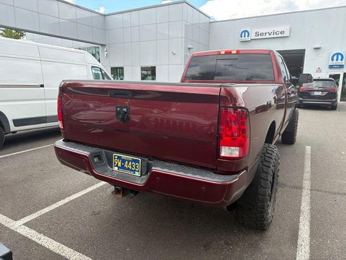 Delmonico Red Pearlcoat 2017 RAM 3500 Big Horn Crew Cab 4x4 8' Box