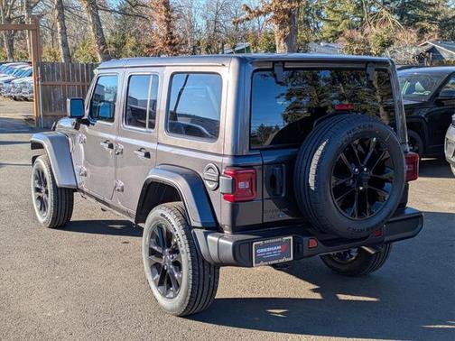 2025 Jeep Wrangler 4xe Sahara
