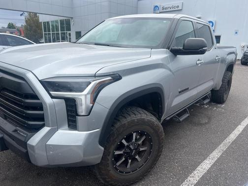 2022 Toyota Tundra SR5