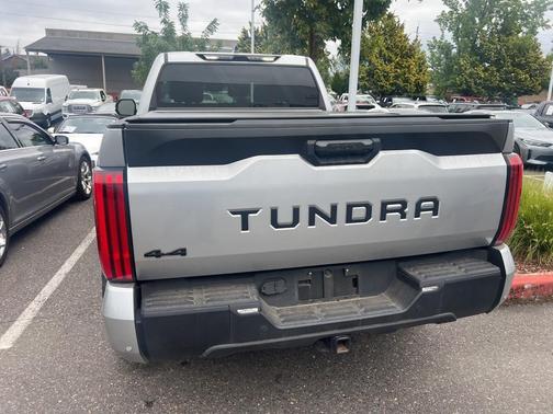 2022 Toyota Tundra SR5