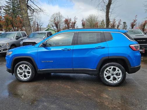 2025 Jeep Compass Latitude