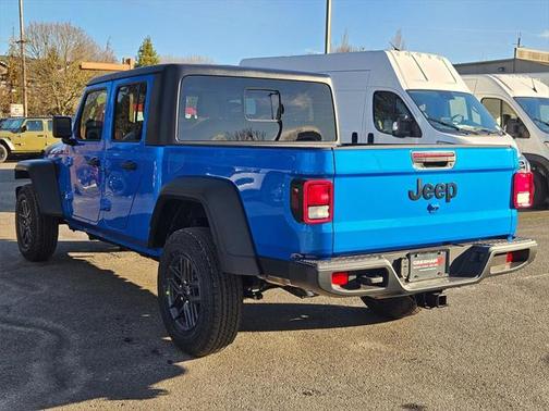 2025 Jeep Gladiator Sport S