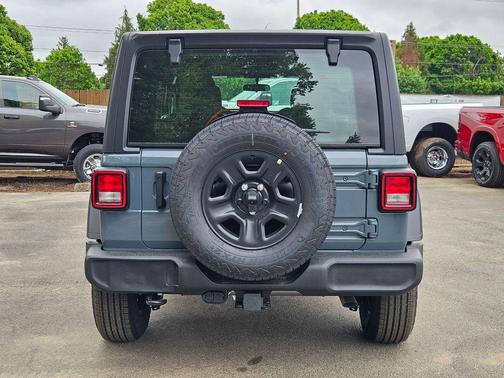 Anvil Clearcoat 2026 Jeep Wrangler Sport