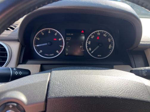 2012 Land Rover LR4 Base