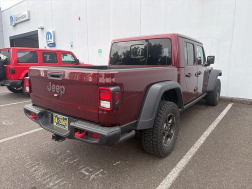 Snazzberry Pearlcoat 2021 Jeep Gladiator Rubicon
