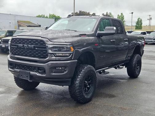 2022 RAM 2500 Big Horn Crew Cab 4x4 6'4' Box