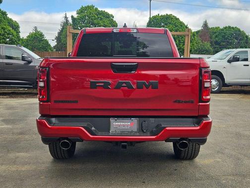 Molten Red Pearlcoat 2026 RAM 1500 Big Horn/Lone Star