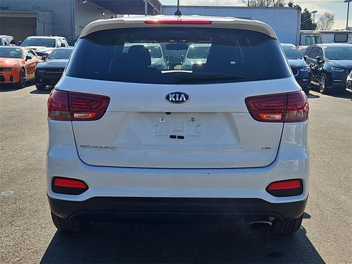 2020 Kia Sorento LX