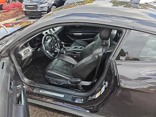 2023 Ford Mustang EcoBoost Premium