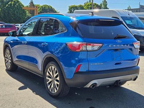 2020 Ford Escape Titanium