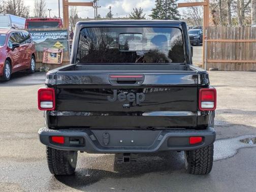 2025 Jeep Gladiator Nighthawk